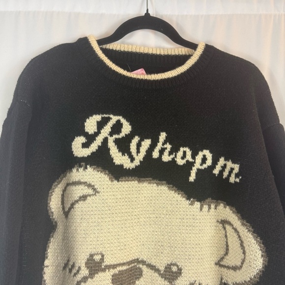 JustFab Black and Cream Knit Sweater Size: M teddy bear sweater - Picture 4 of 11